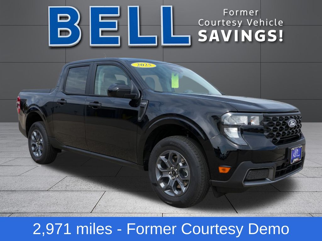 2025 Ford Maverick XLT's photo