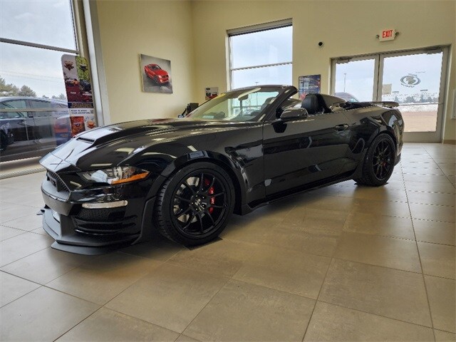 2023 Ford Mustang GT Premium Convertible photo 4