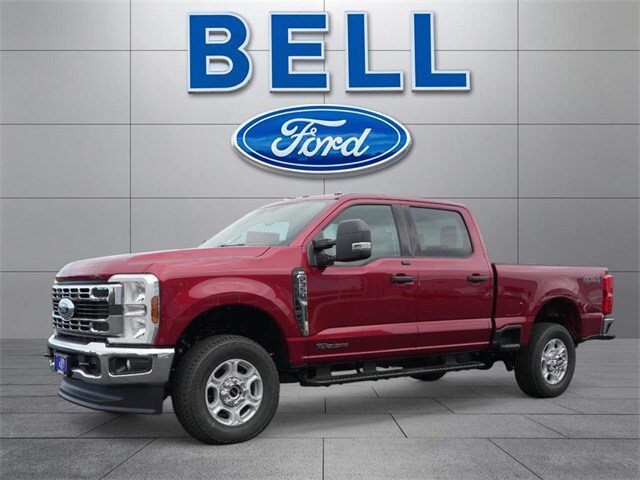 2026 Ford F-350 XLT photo 3