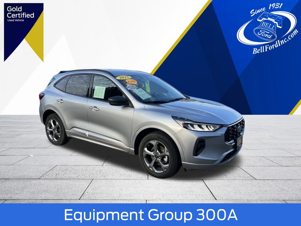 2023 Ford Escape ST-Line's photo