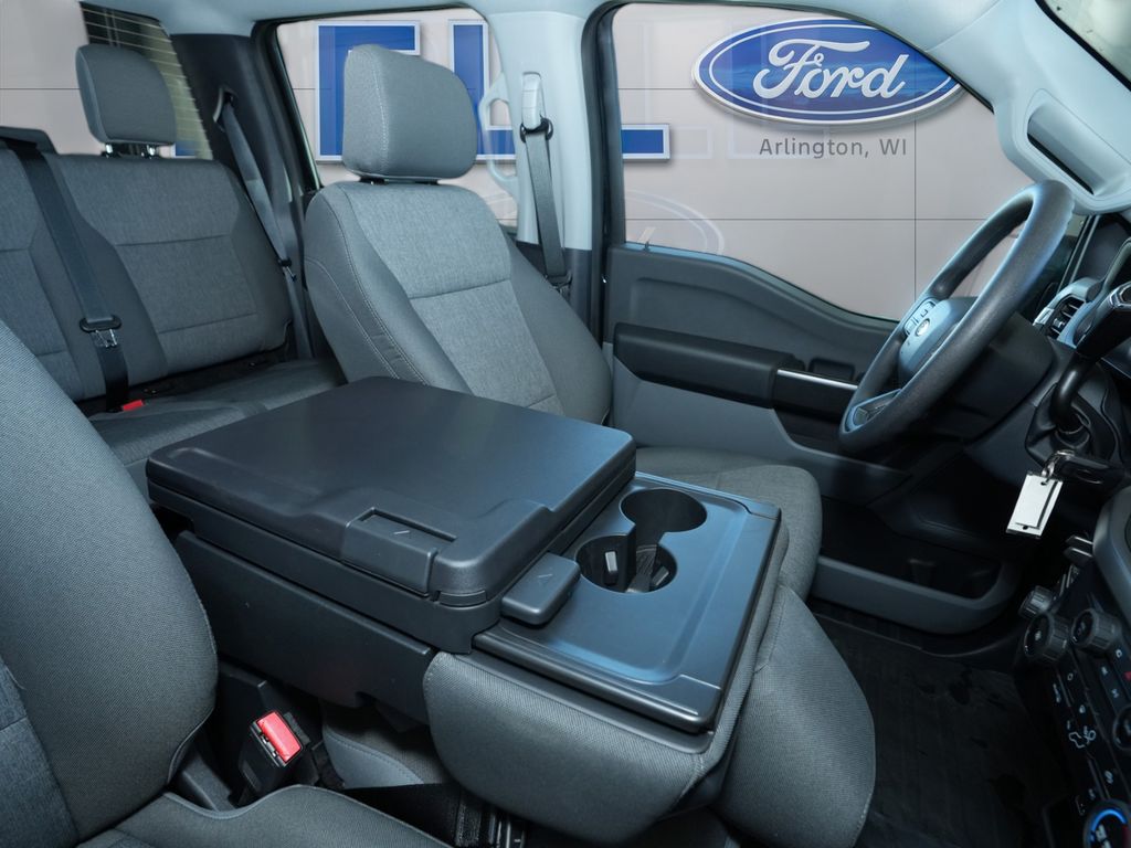2025 Ford F-150 XL - Photo 22