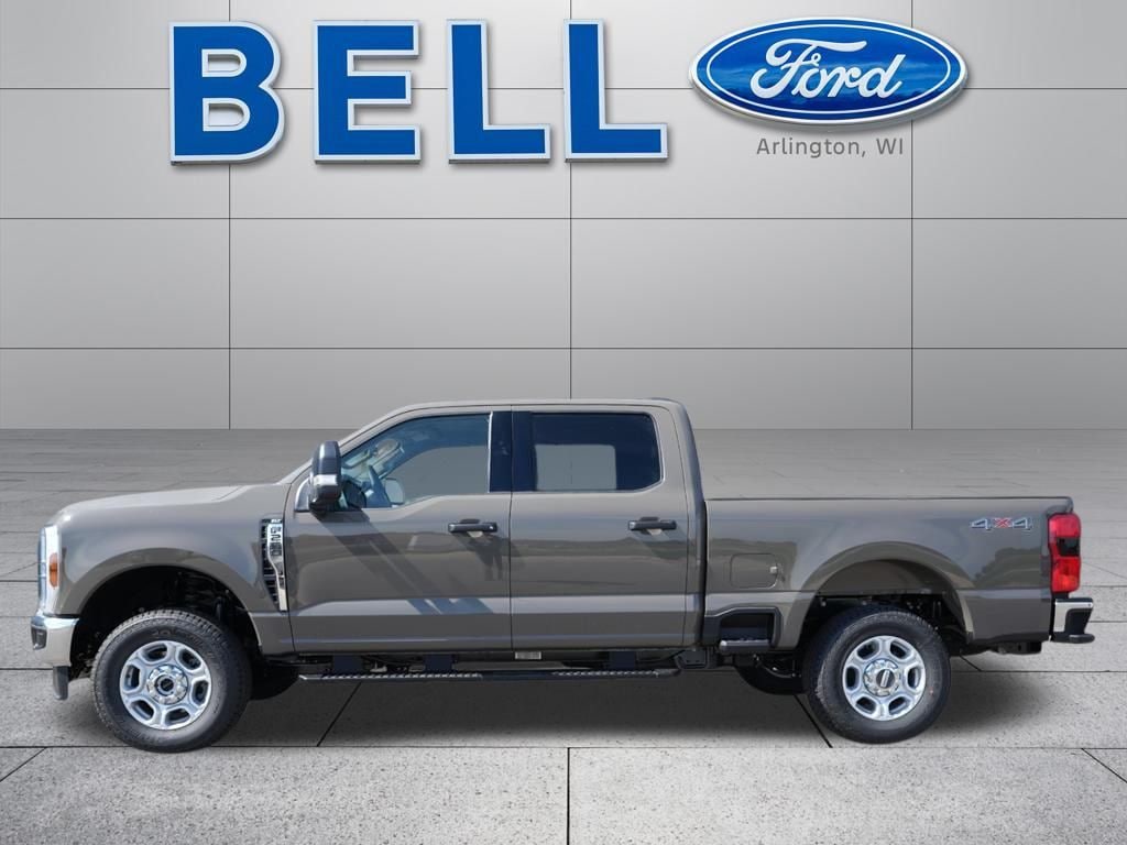 New 2026 Ford F-250 XLT Truck Crew Cab