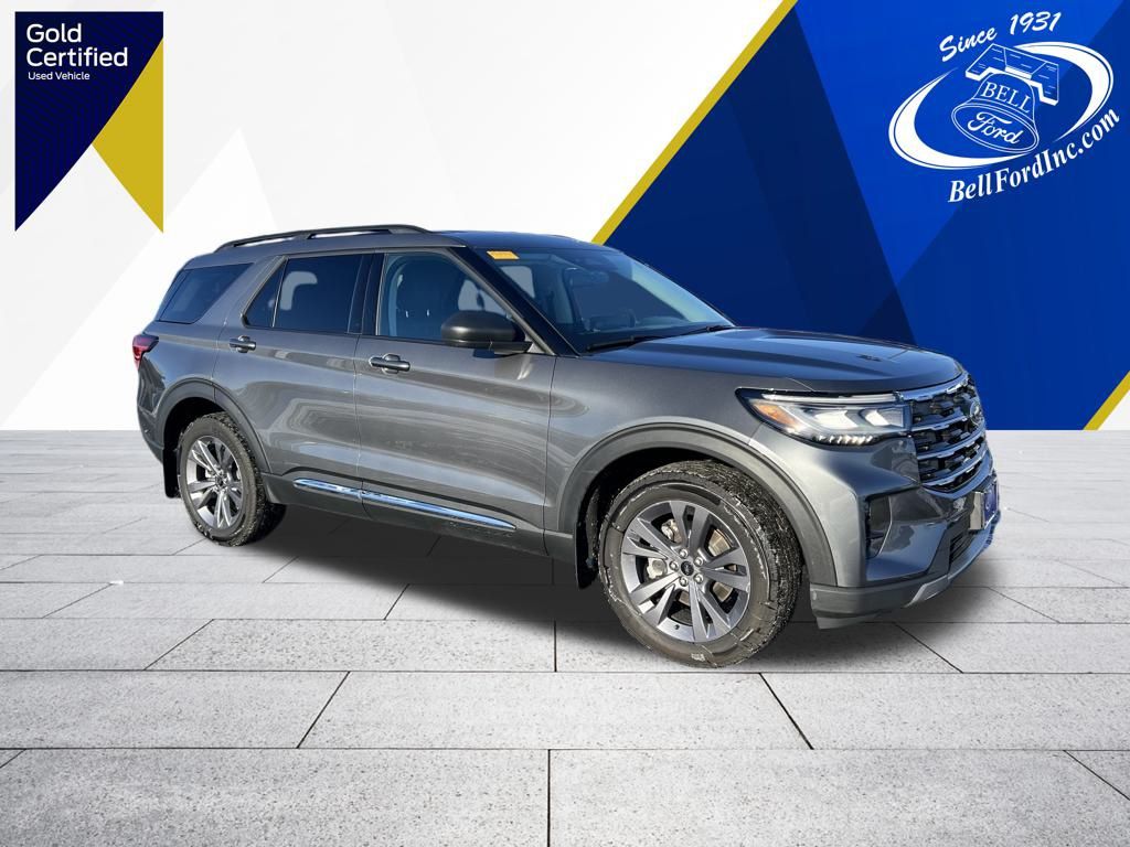 2025 Ford Explorer Active's photo