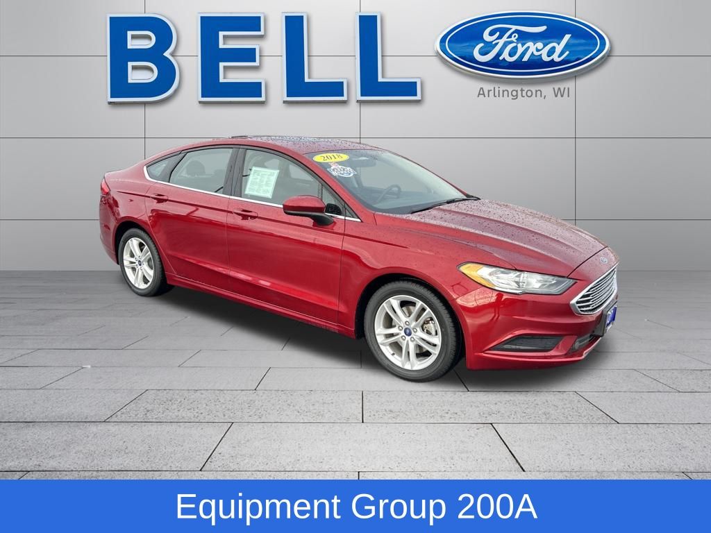 2018 Ford Fusion SE's photo