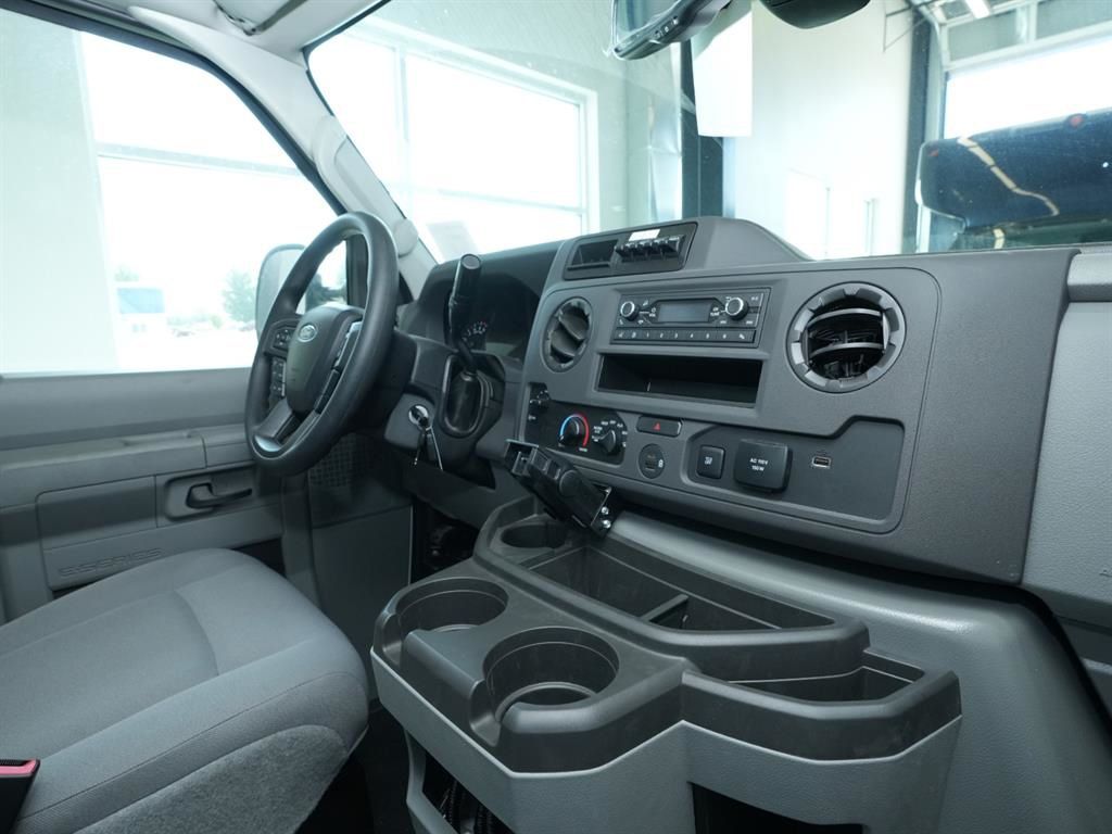 2026 Ford E-Series Cutaway Base - Photo 16