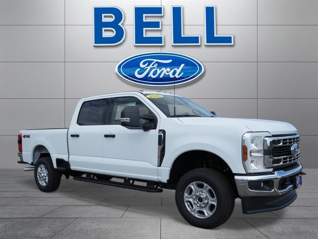 New 2026 Ford F-250 XLT Truck Crew Cab