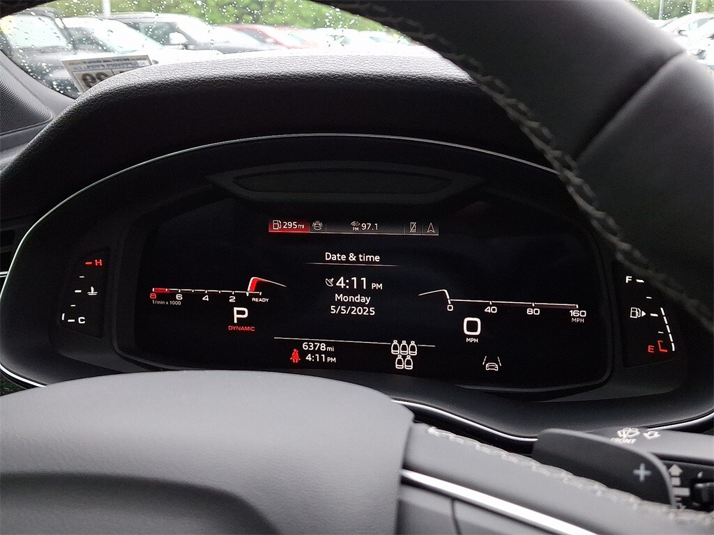 2025 Audi Q7 Premium Plus photo 2
