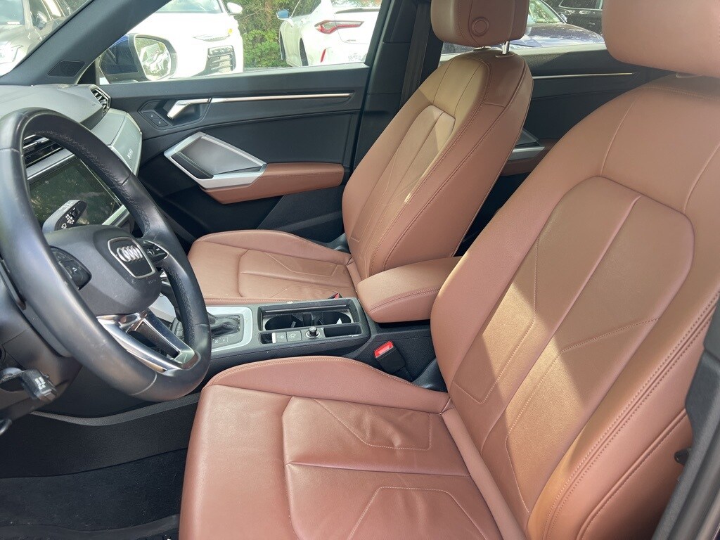 2022 Audi Q3 S line Premium Plus photo 4