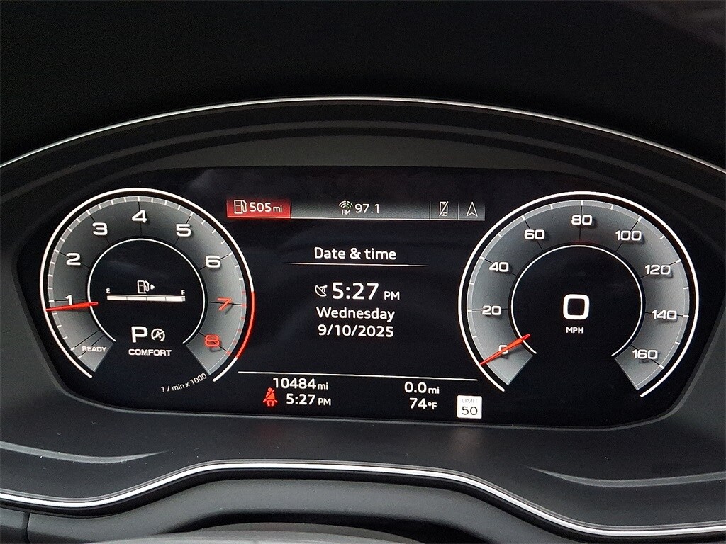 2025 Audi Q5 45 S line Premium Plus photo 2