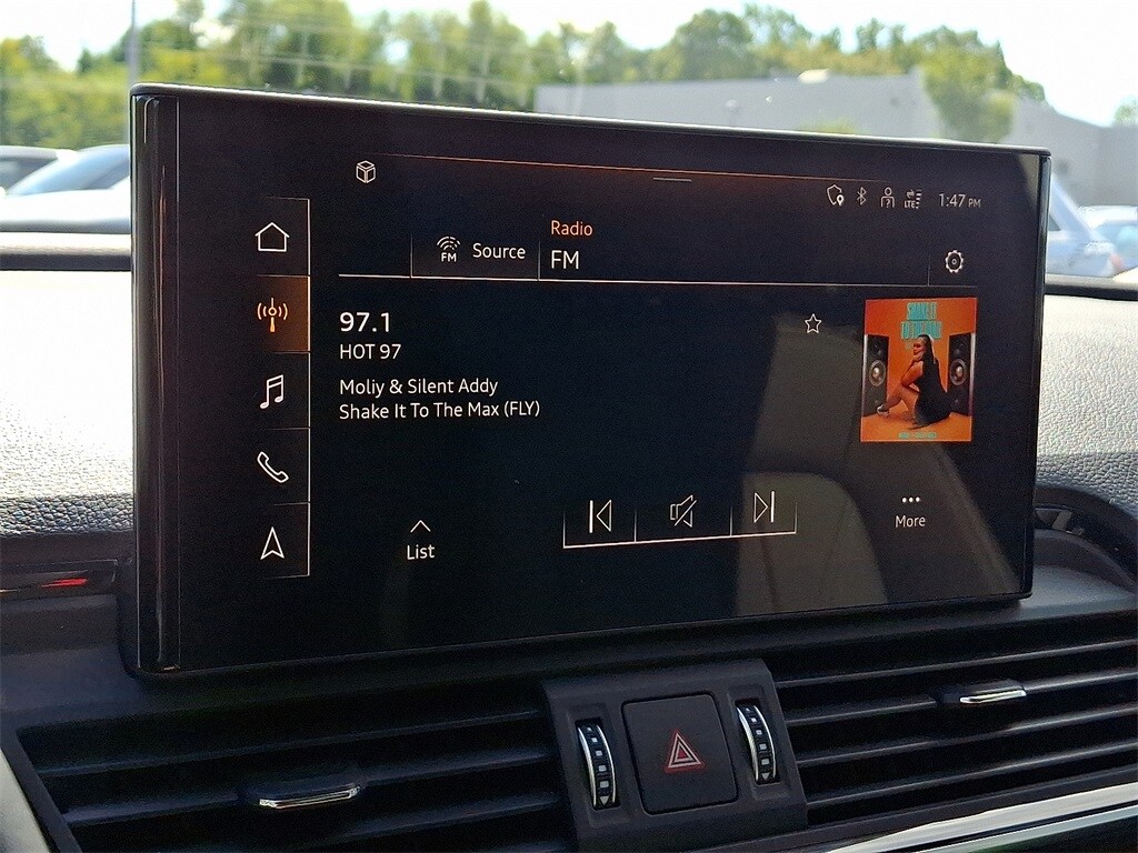 2023 Audi Q5 40 Premium photo 4