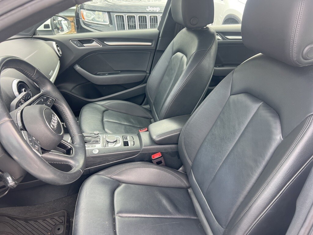 2019 Audi A3 2.0T Premium Plus photo 4