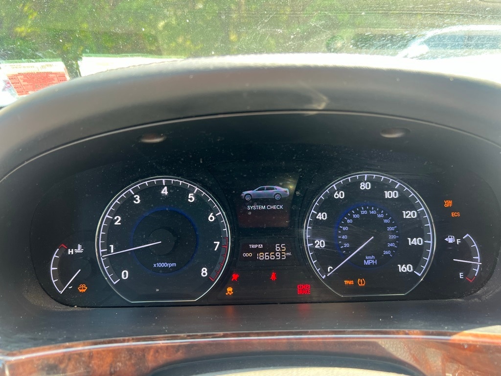 Used 2013 Hyundai Equus Signature with VIN KMHGH4JH2DU059628 for sale in Edison, NJ