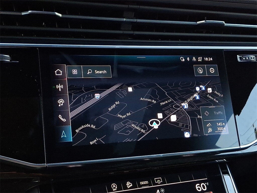 2025 Audi Q8 55 Premium Plus photo 4