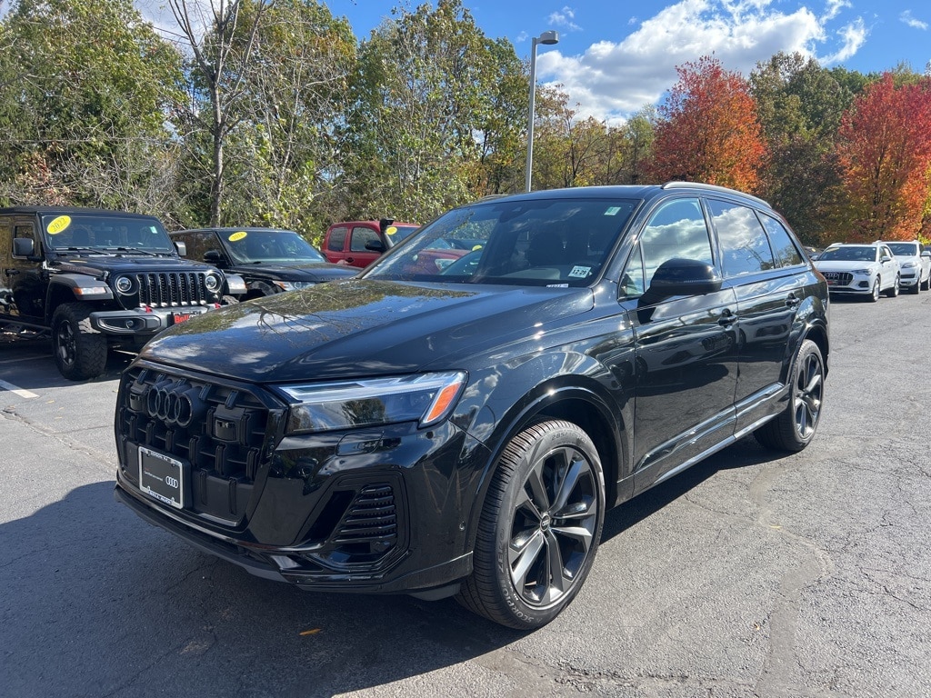 Used 2025 Audi Q7 55 Premium Plus SUV