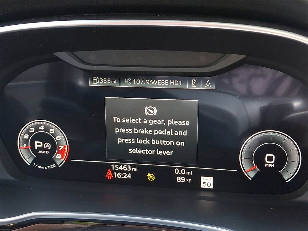 2023 Audi Q3 S line Premium Plus photo 2