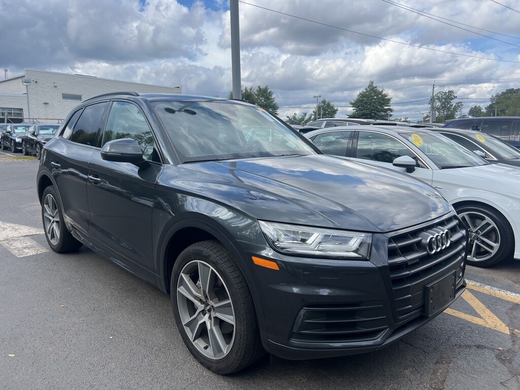 2020 Audi Q5 45 Premium Plus photo 3