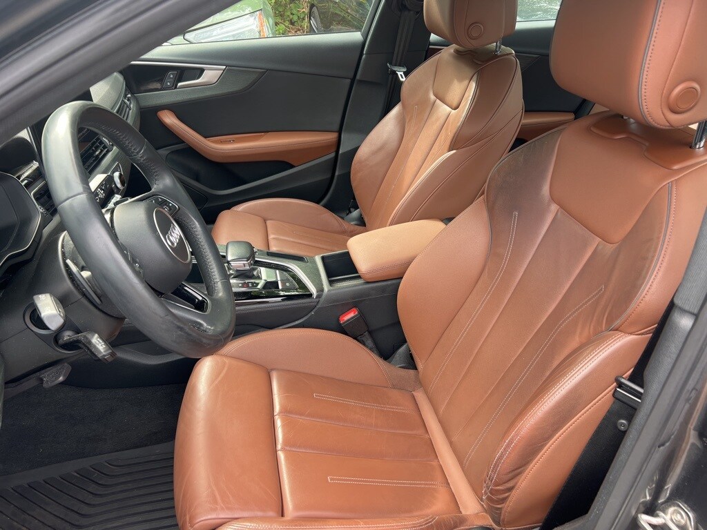 2020 Audi A4 45 Premium Plus photo 2