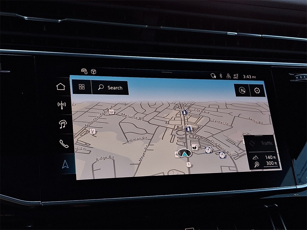 2025 Audi Q8 55 Premium Plus photo 4