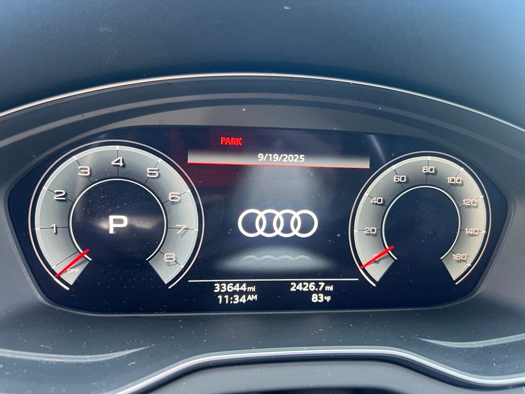 2022 Audi Q5 45 S line Premium photo 2
