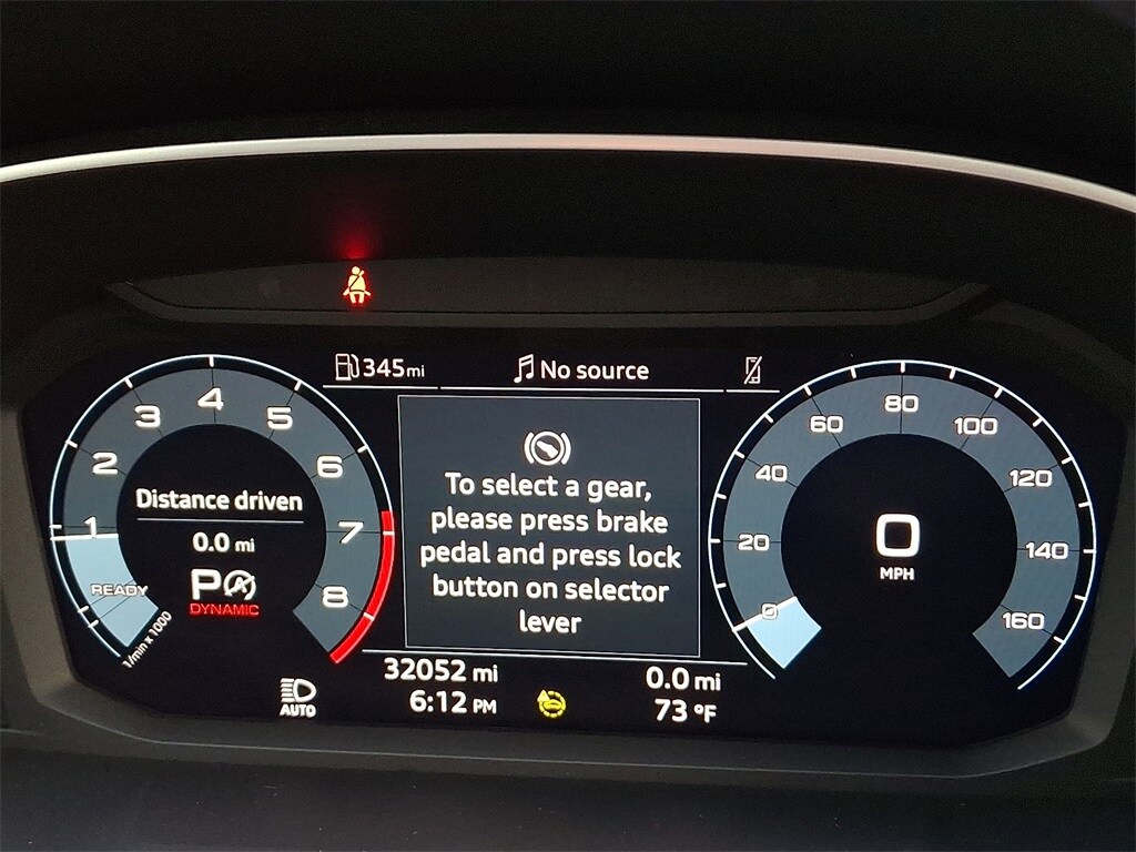 2022 Audi Q3 S line Premium Plus photo 2