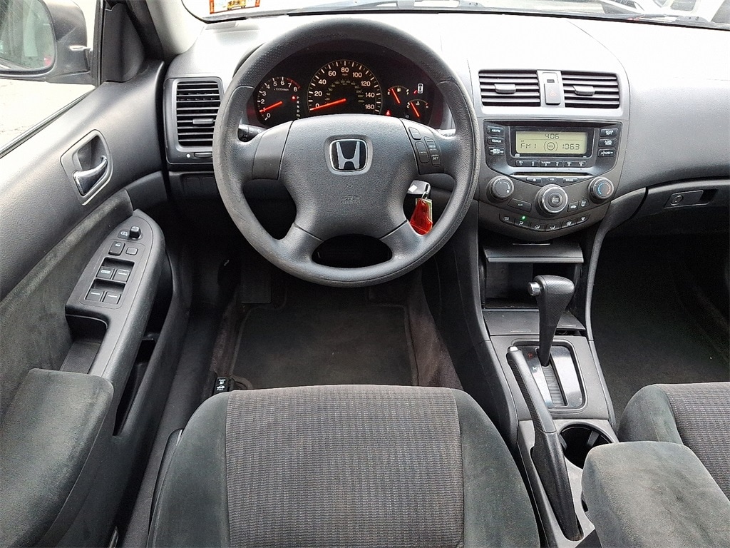 Used 2005 Honda Accord LX Sedan