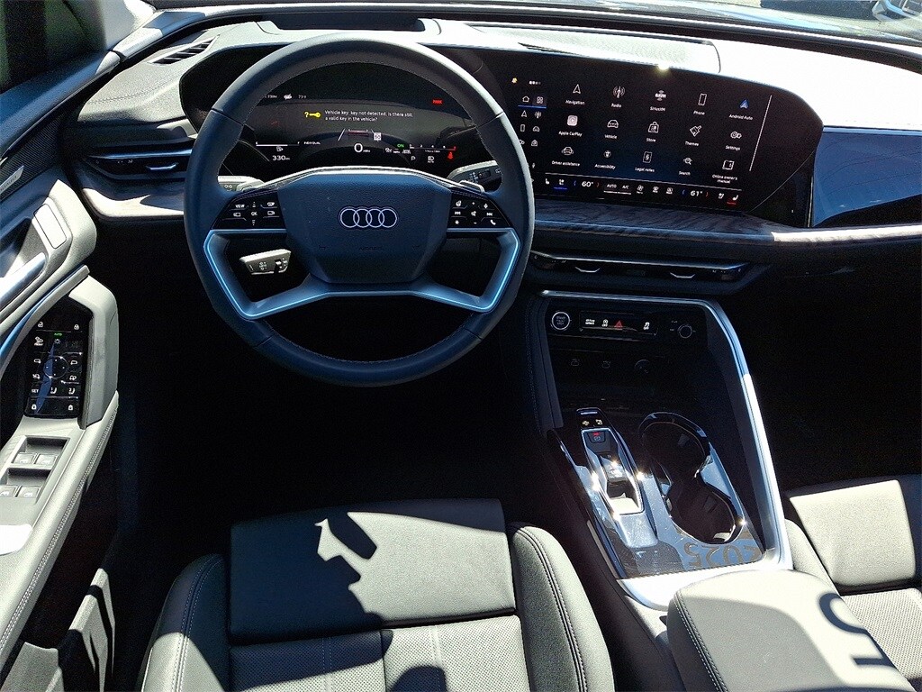 2025 Audi Q5 2.0T Premium Plus photo 3
