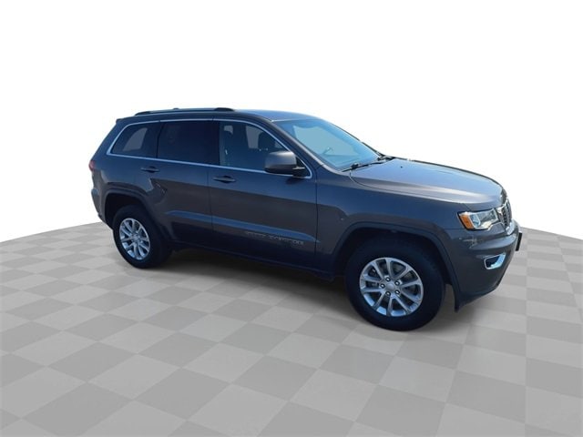 Used 2021 Jeep Grand Cherokee Laredo with VIN 1C4RJFAG8MC646927 for sale in Adrian, MI