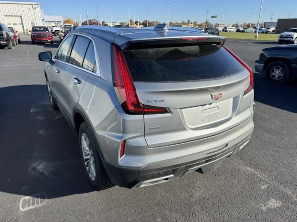Used 2025 CADILLAC XT4 Premium Luxury SUV