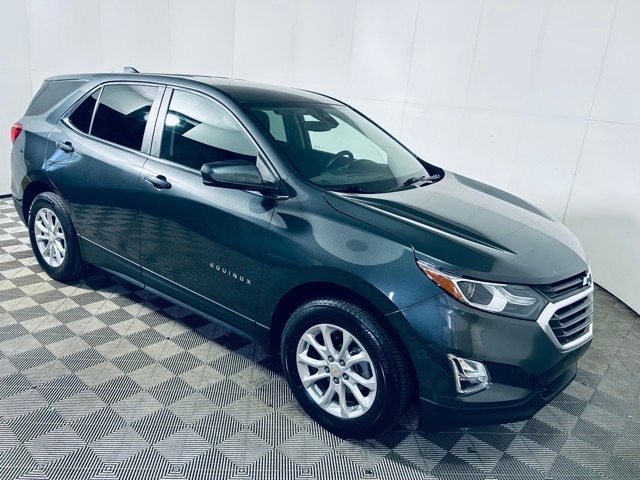 Used 2021 Chevrolet Equinox LT with VIN 3GNAXUEV5ML303206 for sale in Adrian, MI