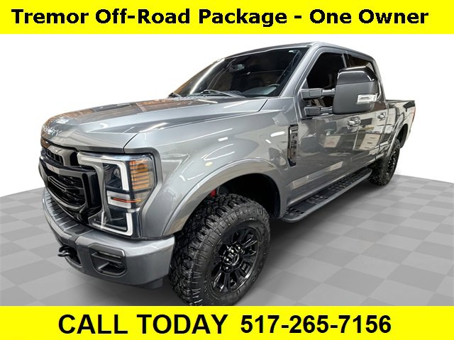 2022 Ford F-350 Super Duty Lariat's photo