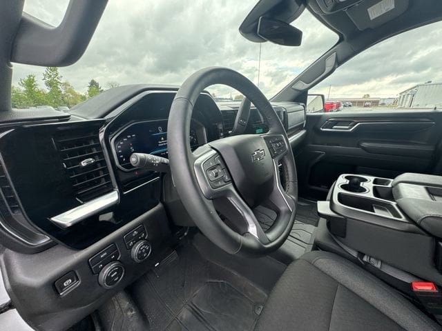2024 Chevrolet Silverado 1500 RST - Photo 11