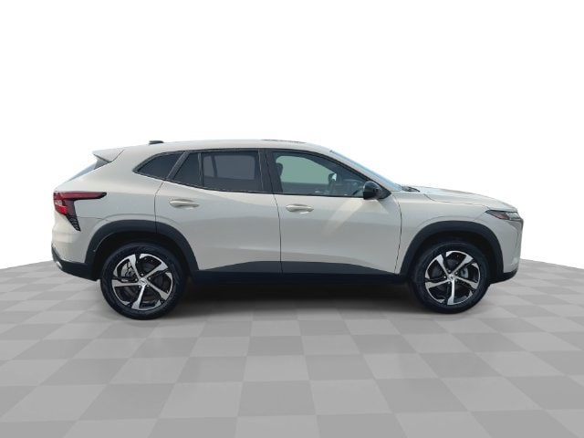 2026 Chevrolet Trax RS - Photo 9