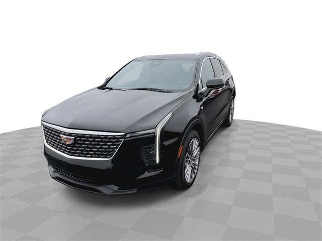 2024 Cadillac XT4 Premium Luxury photo 3
