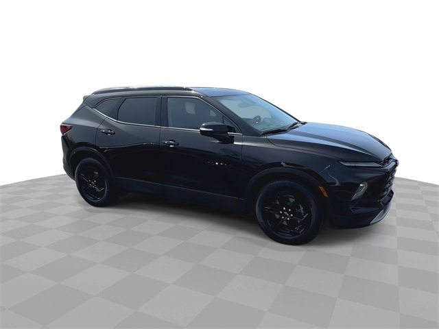 Used 2023 Chevrolet Blazer True North with VIN 3GNKBJRS5PS179546 for sale in Adrian, MI