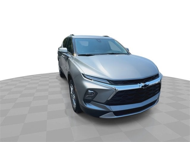 Used 2023 Chevrolet Blazer 3LT with VIN 3GNKBDRS3PS206521 for sale in Adrian, MI
