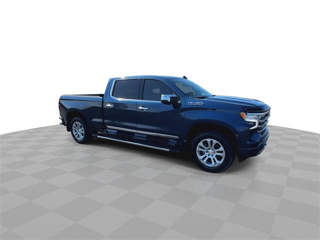2022 Chevrolet Silverado 1500 High Country photo 2