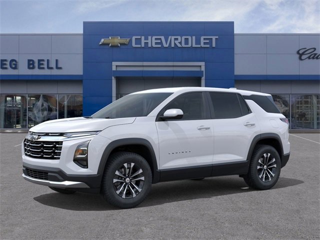 2026 Chevrolet Equinox LT photo 2