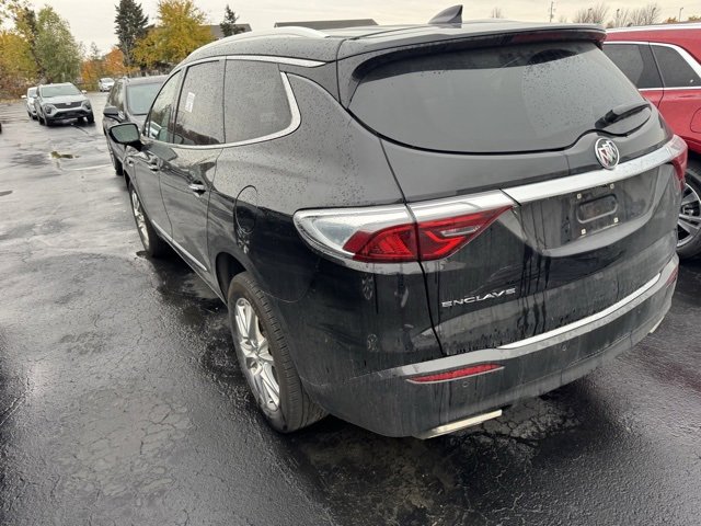 2024 Buick Enclave Essence photo 4