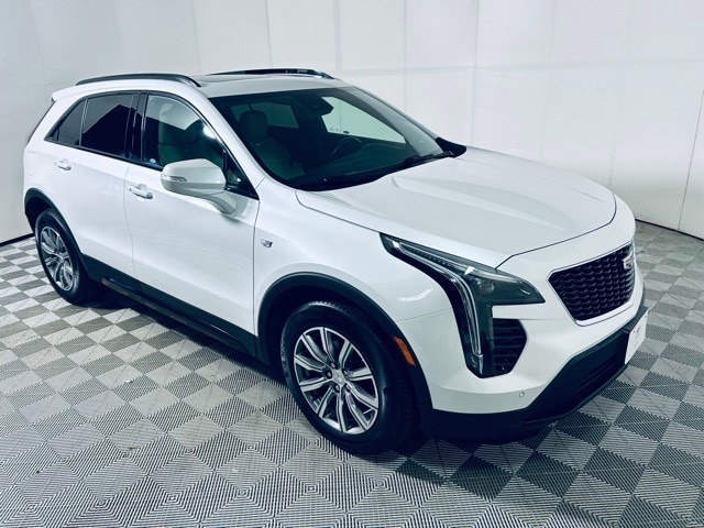 Used 2021 Cadillac XT4 Sport with VIN 1GYFZFR43MF001441 for sale in Adrian, MI