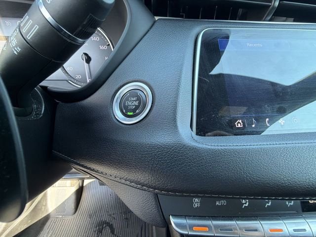 2023 Cadillac XT4 Premium Luxury - Photo 18
