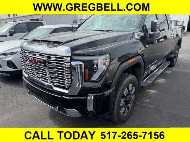 2024 GMC Sierra 4WD Crew Cab Standard Box Denali's photo