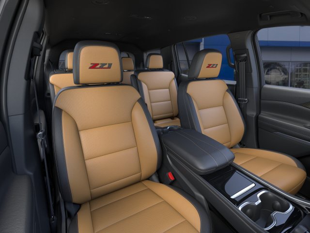 2027 Chevrolet Traverse Z71 - Photo 16