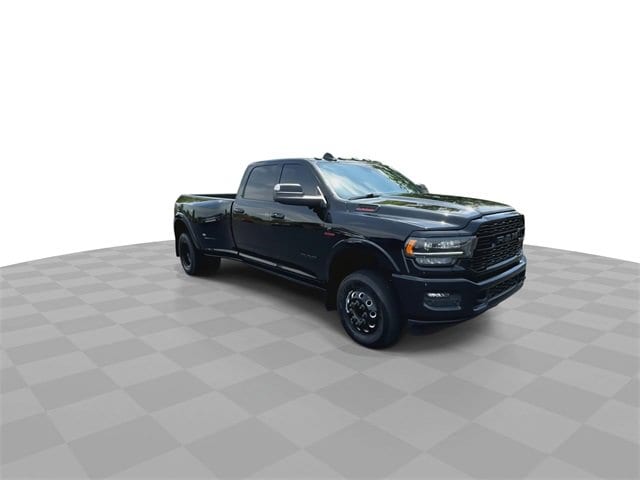 Used 2022 RAM Ram 3500 Pickup Limited with VIN 3C63RRRL9NG231395 for sale in Adrian, MI