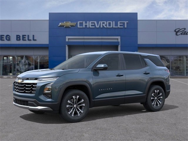 2026 Chevrolet Equinox LT photo 2
