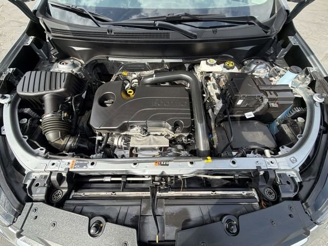 2024 Chevrolet Equinox LT - Photo 30