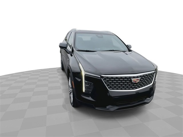 Used 2024 Cadillac XT4 Luxury with VIN 1GYFZDR45RF124508 for sale in Adrian, MI