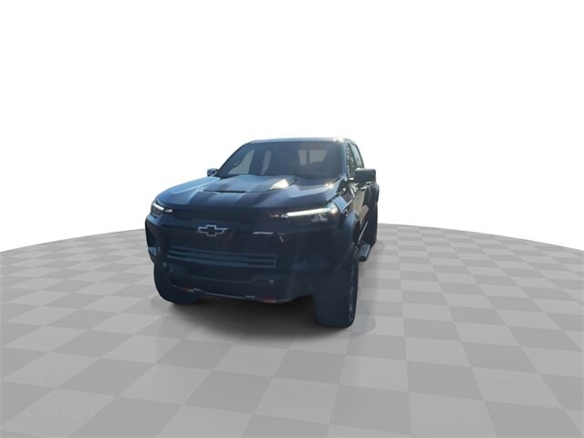 2023 Chevrolet Colorado ZR2 photo 3