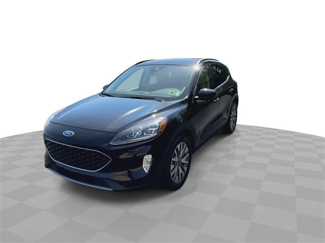 2021 Ford Escape Titanium photo 3
