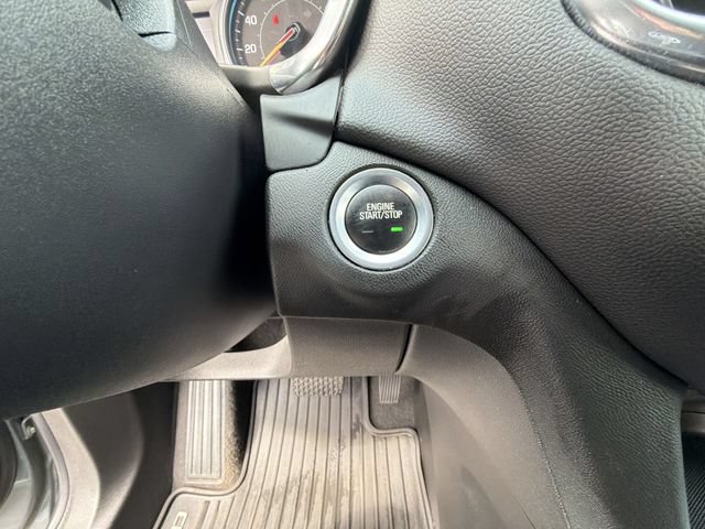 2024 Chevrolet Equinox LT - Photo 17