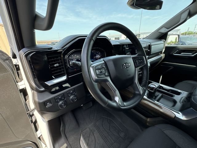 2024 Chevrolet Silverado 1500 RST - Photo 11